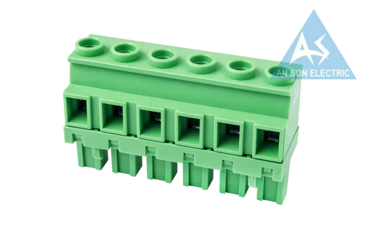 Pitch : 7.62 mm, 600V, 15A   (XX = 02P~12P)
